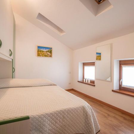 Valpolicella Homes Recioto Apartment SantʼAmbrogio di Valpolicella المظهر الخارجي الصورة